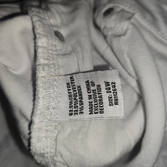 Sandpiper sz 14W White embroidered floral shorts with a boho vibe Vacation Beach - Picture 11 of 16